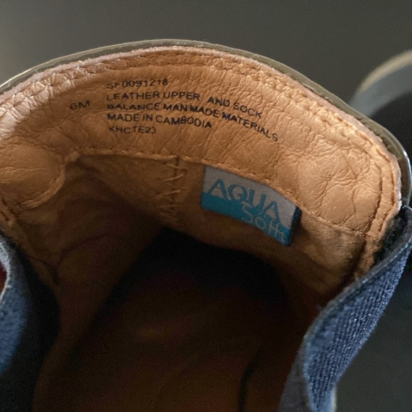 Söfft Samira Waterproof Patent Leather Chelsea Boots Taupe | Size 6 or 7.5 | NWT - Picture 10 of 10